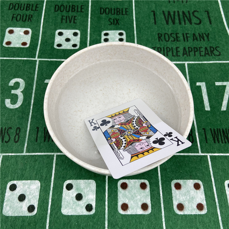 ไพ่โป๊กเกอร์ที่ทนทาน 1 สำรับ – - Board Game Hotel บทวิจารณ์และราคา